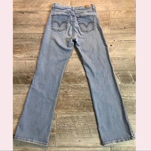 Levi’s Perfectly Slimming 512 Jeans